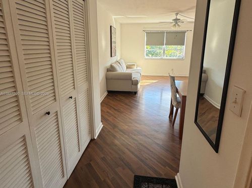 apt-403-1881 Middle River Dr, Fort Lauderdale, FL, 33305-3557 | Card Image