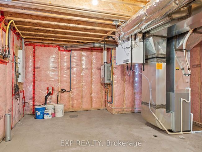 2540 Pillette Rd, House attached with 2 bedrooms, 2 bathrooms and 2 parking in Windsor ON | Image 27
