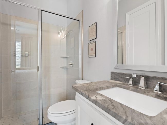 Guest ensuite bathroom | Image 30