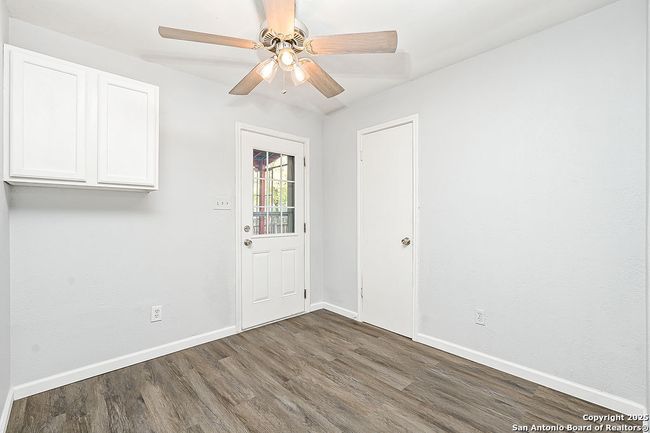 12215 - 12215 Stoney Xing, Townhouse with 3 bedrooms, 3 bathrooms and null parking in San Antonio TX | Image 6