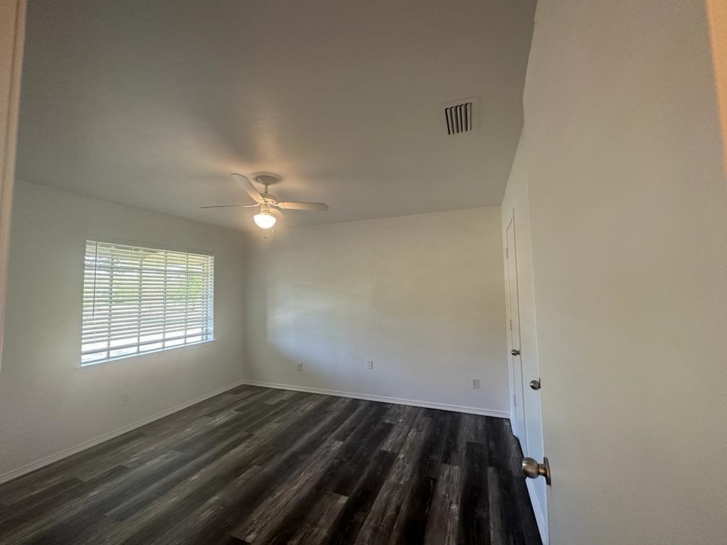 Residential Lease in Farmers Branch 5