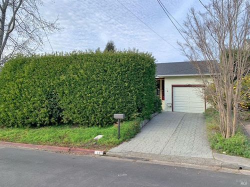 11-11 Alta Vista Avenue, Mill Valley, CA, 94941 | Card Image