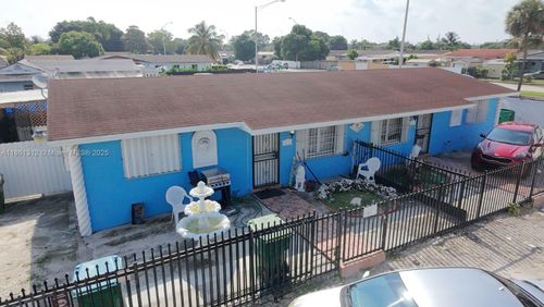 3121 Nw 103rd St, Miami, FL, 33147-1553 | Card Image