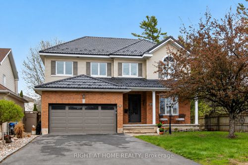 2 Harry Douglas Dr, Stittsville, ON, K2S1M4 | Card Image