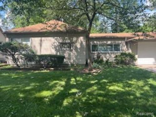 18707 Centralia, Redford, MI, 48240-1822 | Card Image