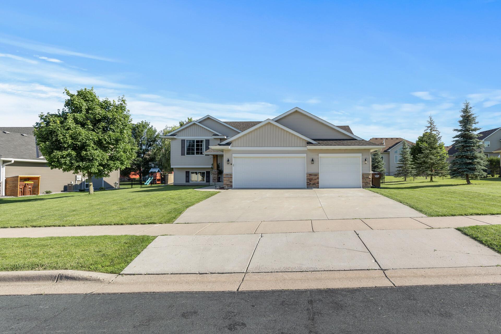Tikalsky St, New Prague, MN 56071