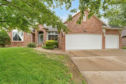 3306 S Linden Ave, Springfield, MO, 65804-4772 | Card Image