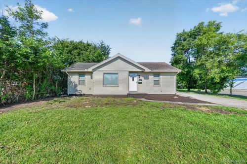 2061 Inkster Rd, Garden City, MI, 48135-2937 | Card Image