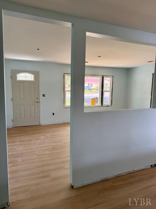515 South St, House other with 4 bedrooms, 3 bathrooms and null parking in Bedford VA | Image 5