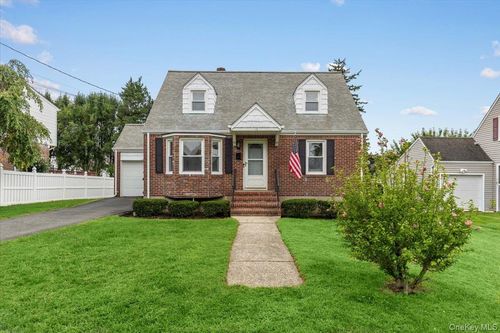 10 Maywood Ave, Port Chester, NY, 10573-2402 | Card Image