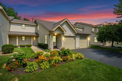 3653 Tartan Cir, Portage, MI, 49024-4095 | Card Image