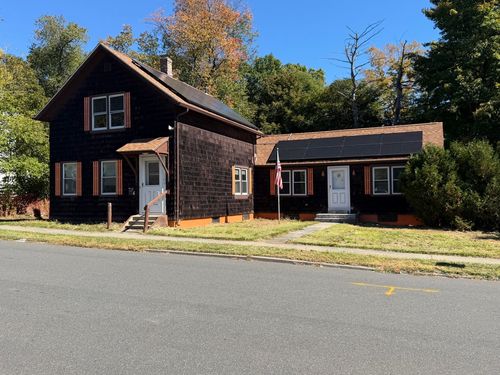 165 Chapman St, Greenfield, MA, 01301-2416 | Card Image