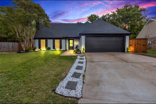 4202 Sheffield Dr, Grand Prairie, TX, 75052-1308 | Card Image