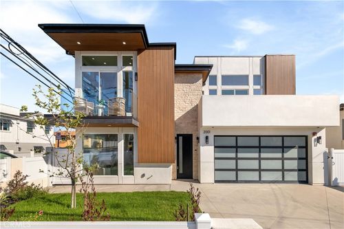 2001 Speyer Ln, Redondo Beach, CA, 90278-4915 | Card Image