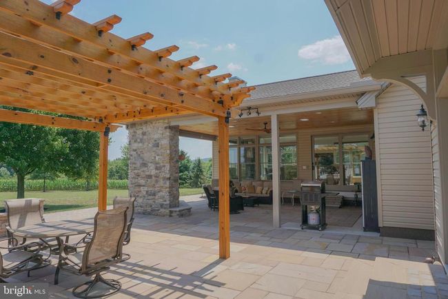 6861 Pleasantview Dr, House other with 4 bedrooms, 4 bathrooms and null parking in THOMASVILLE PA | Image 44