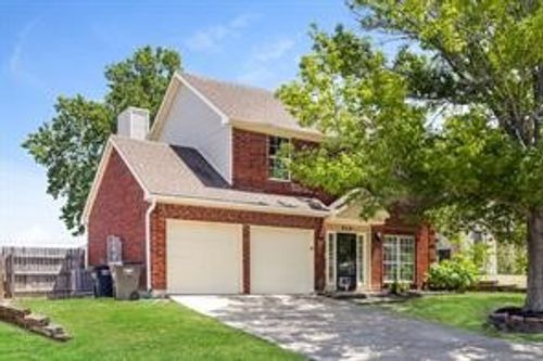 813 Lionel Way, Fort Worth, TX, 76108-4677 | Card Image