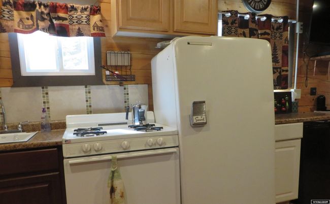 1725 E End Rd, Home with 1 bedrooms, 1 bathrooms and null parking in Casper WY | Image 13
