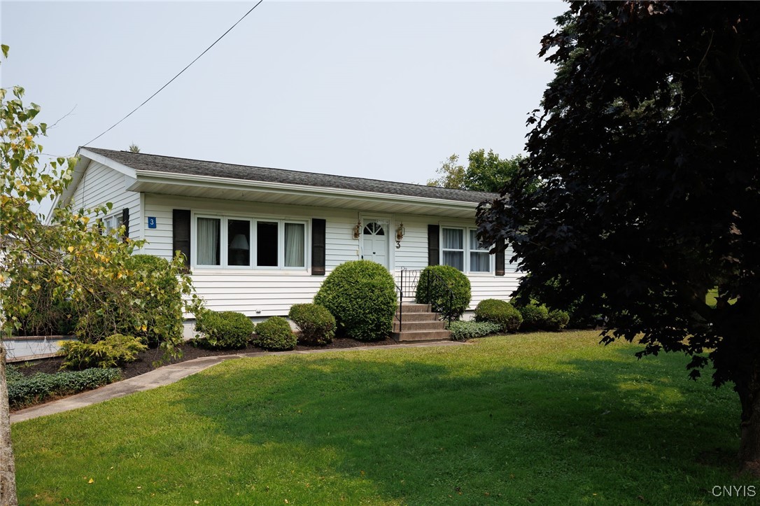 Lexington Ave, Antwerp, NY 13608