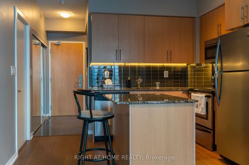 3703-55 Bremner Blvd, Toronto, ON, M5J0A6 | Card Image