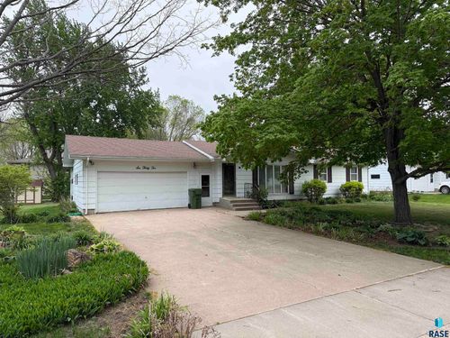 632 S Albert St Street, Freeman, SD, 57029 | Card Image