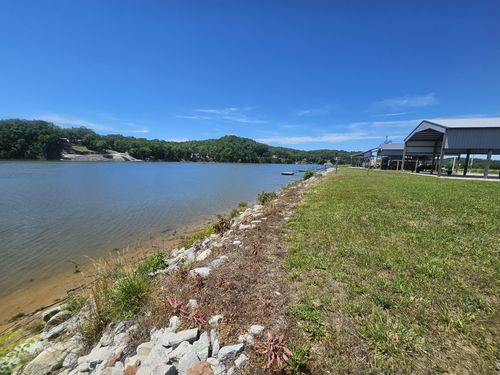 1685 Hardin Bottom River Rd, Clifton, TN, 38425 | Card Image