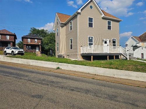 454 Harmony Ave, Rochester, PA, 15074-2358 | Card Image