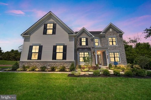5401 Red Oak Dr, COOPERSBURG, PA, 18036 | Card Image