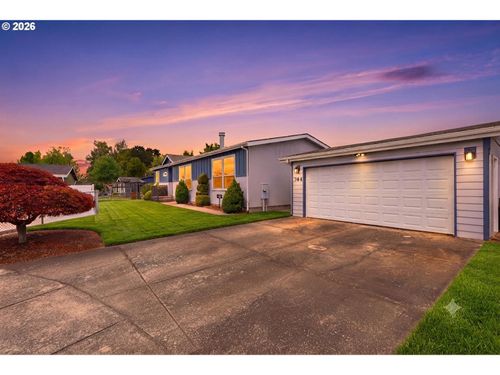 744 Saint James Pl, Molalla, OR, 97038-7390 | Card Image