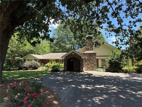 224 Hillcrest Dr, Calhoun, GA, 30701-2503 | Card Image