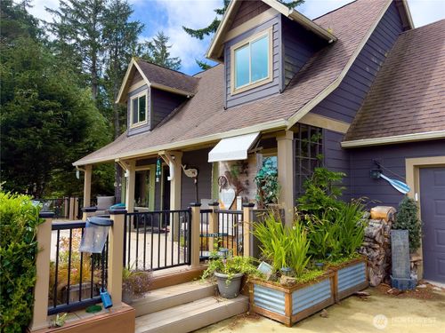 19409 U Pl, Long Beach, WA, 98631-7057 | Card Image