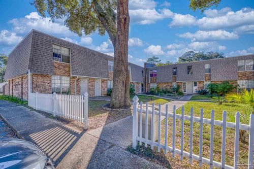 d-8101 Tippin Ave, Pensacola, FL, 32514-4748 | Card Image