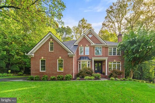 3300 Lauren Oaks Ct, Oak Hill, VA, 20171-1742 | Card Image