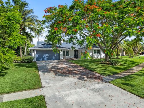 13948 Ishnala Cir, Wellington, FL, 33414-7805 | Card Image