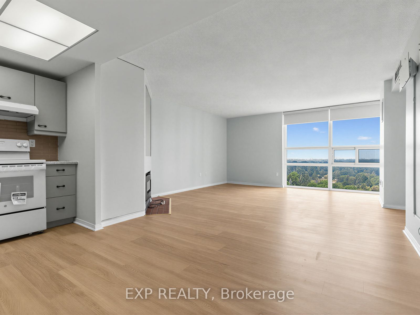 Residential Lease in Toronto C07 3