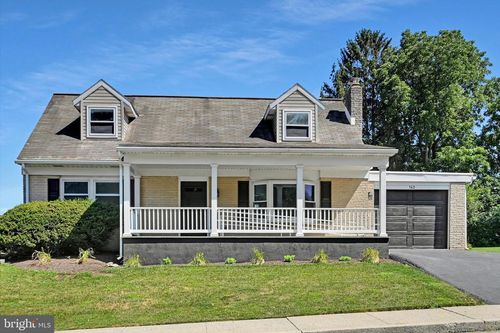 143 S Oak St, LITITZ, PA, 17543-2132 | Card Image