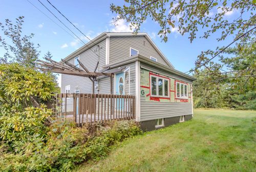 2193 Sydney Rd, Reserve Mines, NS, B1E1J9 | Card Image