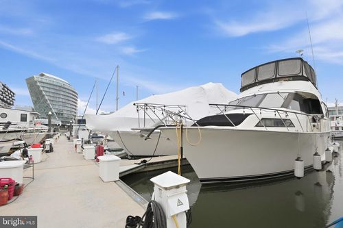 x48-650 Wharf St Sw, WASHINGTON, DC, 20024-2387 | Card Image