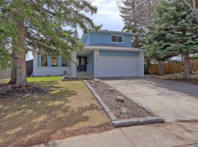 127 Silver Ridge Close Nw, Home with 4 bedrooms, 3 bathrooms and 4 parking in Calgary AB | Image 47