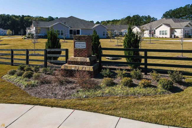 2547 Rathburn Cir, Townhouse with 3 bedrooms, 2 bathrooms and null parking in Loganville GA | Image 38