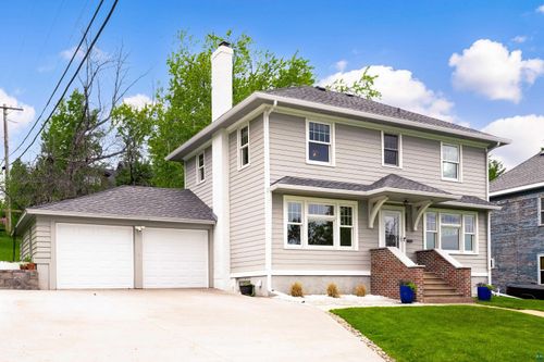 2701 E 2nd St, Duluth, MN, 55812-1920 | Card Image
