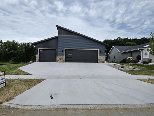3800 Huntington Ave, Janesville, WI, 53546-4299 | Card Image