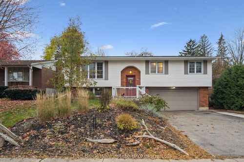 54 Sherwood Dr, Guelph, ON, N1E1R6 | Card Image