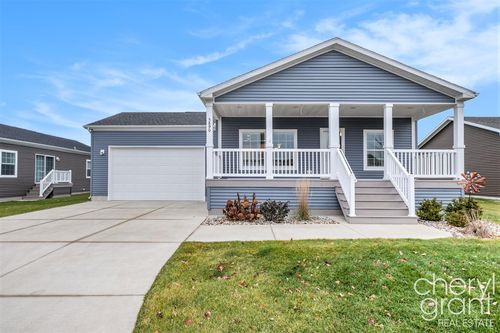 5890 Grace Way Dr, Rockford, MI, 49341-1605 | Card Image