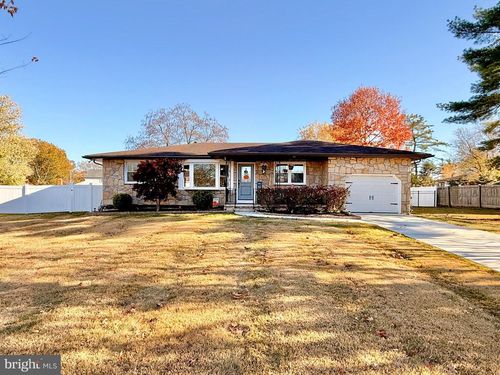 41 Hyannis Ave, BLACKWOOD, NJ, 08012-2517 | Card Image