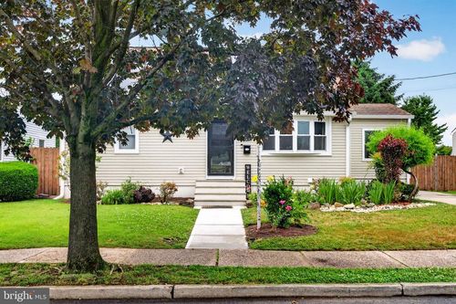 224 Redfern St, Hamilton, NJ, 08610-5366 | Card Image