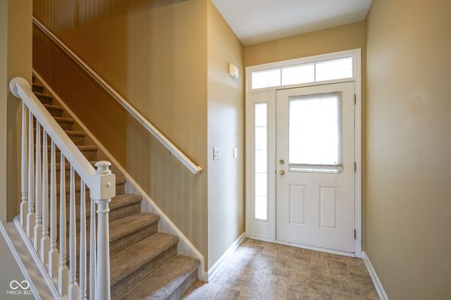 10944 Perry Pear Dr, Condo with 2 bedrooms, 3 bathrooms and null parking in Zionsville IN | Image 5