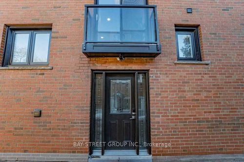 243 Drewry Ave, North York, ON, M2M1E3 | Card Image
