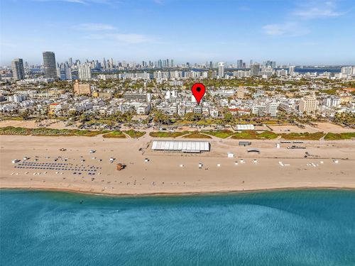 c203-1052 Ocean Dr, Miami Beach, FL, 33139 | Card Image
