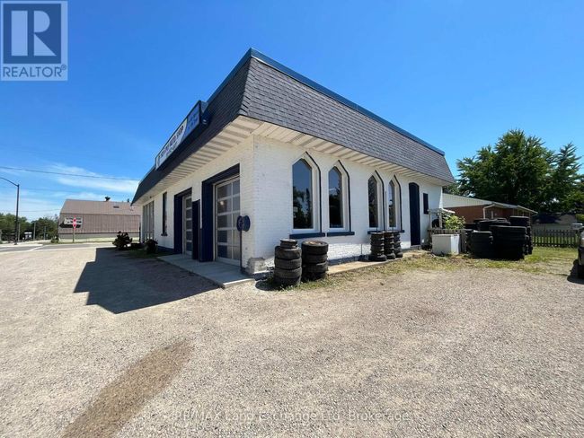 504 Campbell St, Home with 0 bedrooms, 0 bathrooms and null parking in Lucknow ON | Image 4