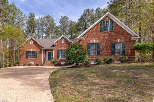 5463 Pine Needles Ter, Providence Forge, VA, 23140-3492 | Card Image